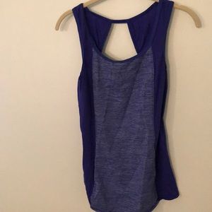 Lululemon split back tank size 6